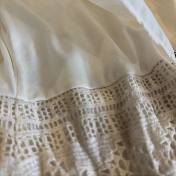 American Eagle Ivory Overlay Dress - Size 2 - Pre-Loved ⭐🤍 - Picture 7 of 13